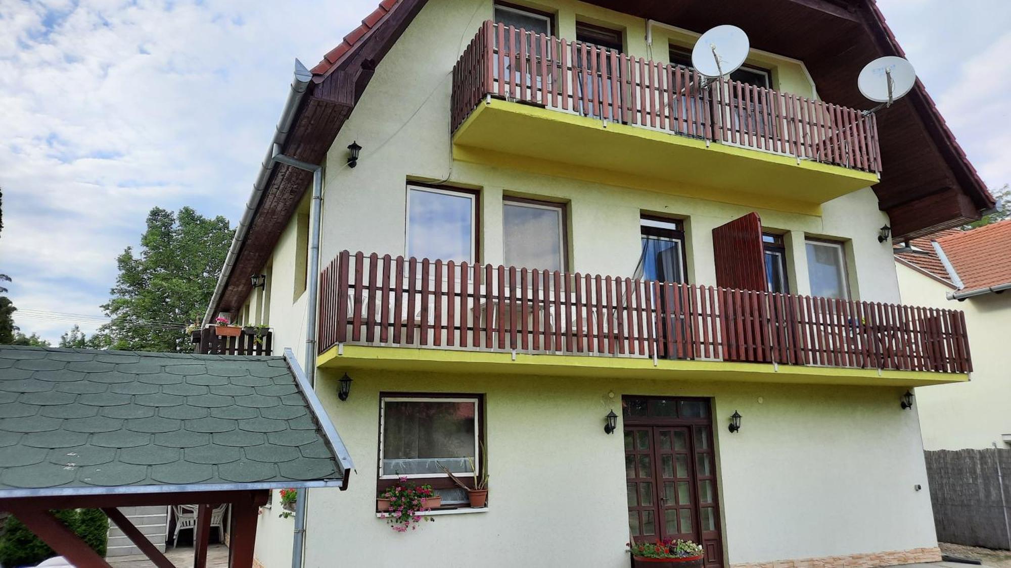 Appartement Apartmanhaz Balatonfenyves Extérieur photo