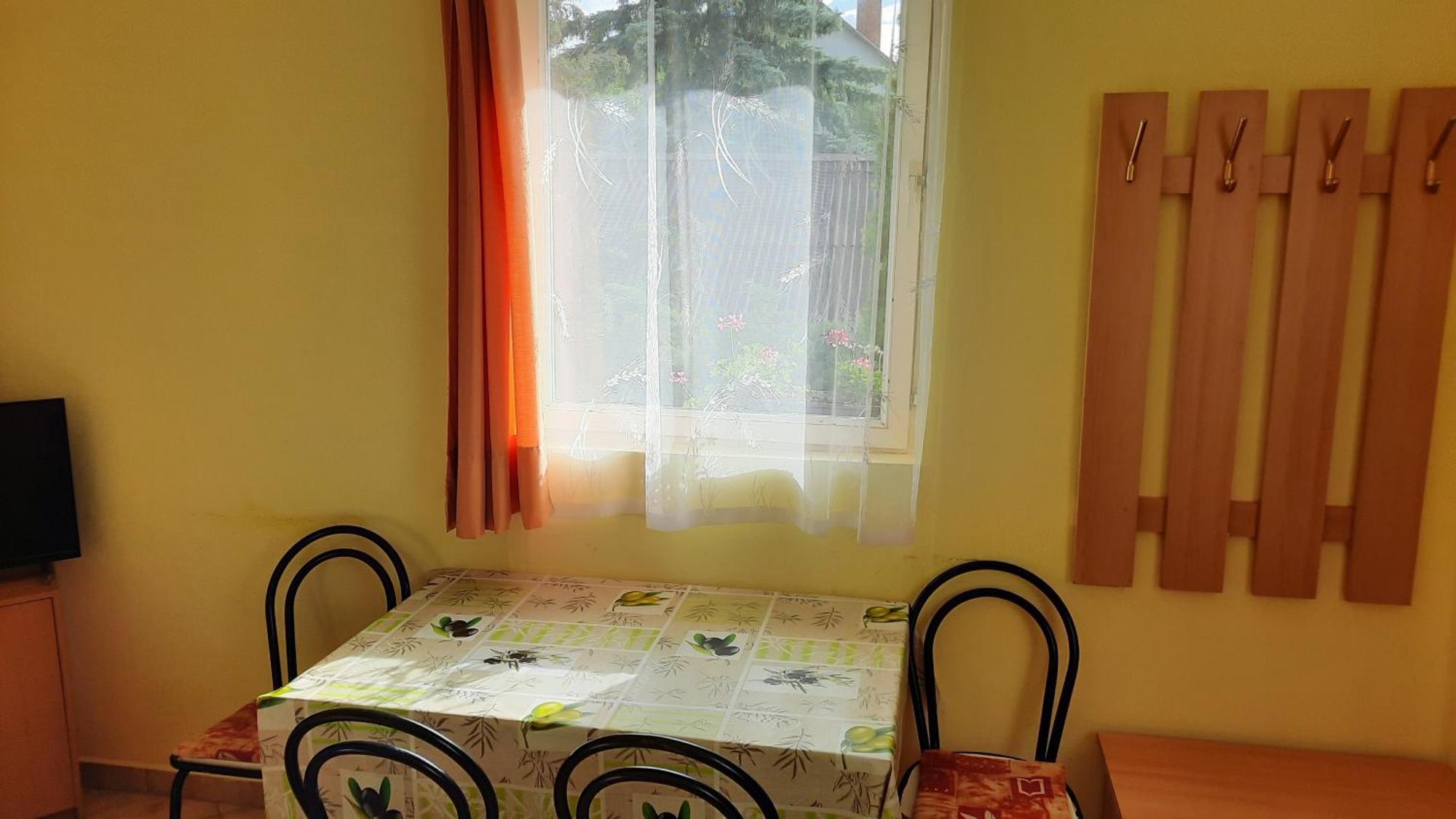 Appartement Apartmanhaz Balatonfenyves Extérieur photo