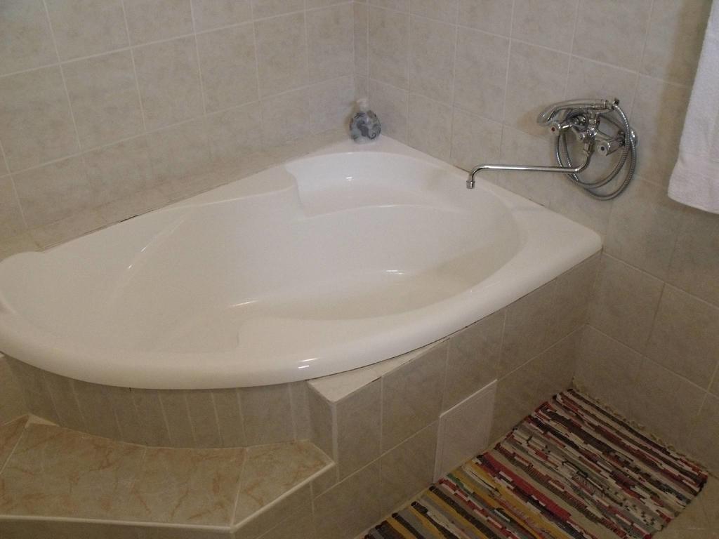 Appartement Apartmanhaz Balatonfenyves Extérieur photo